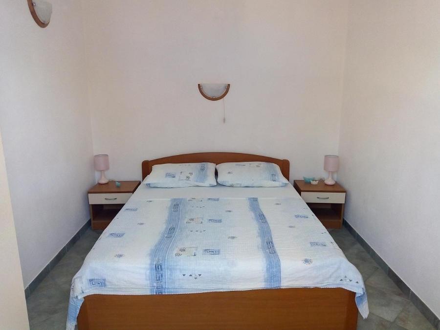 Apartmani Paulo Vis Exteriör bild
