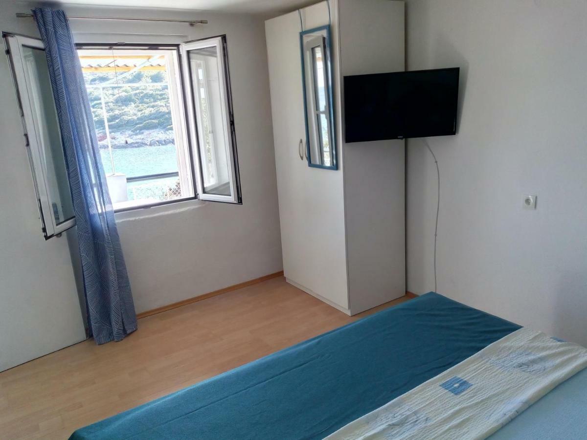 Apartmani Paulo Vis Exteriör bild