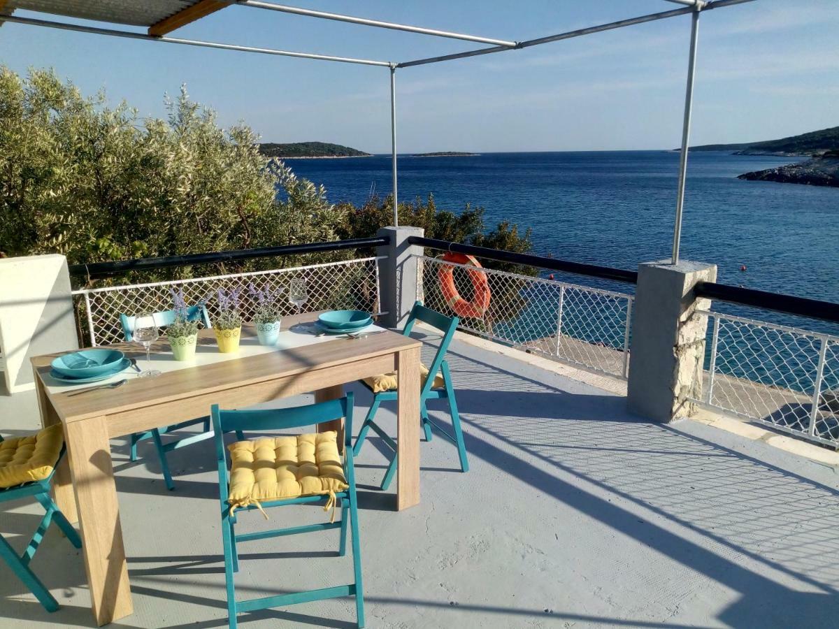 Apartmani Paulo Vis Exteriör bild