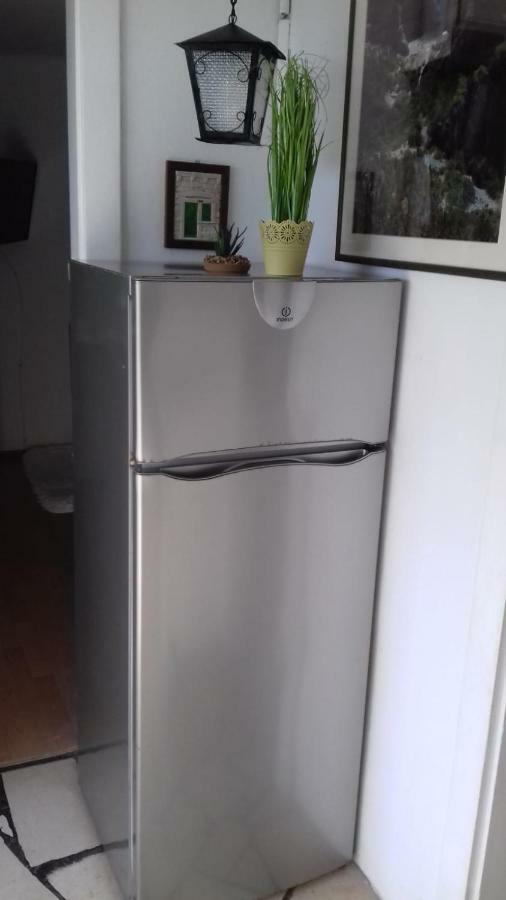 Apartmani Paulo Vis Exteriör bild